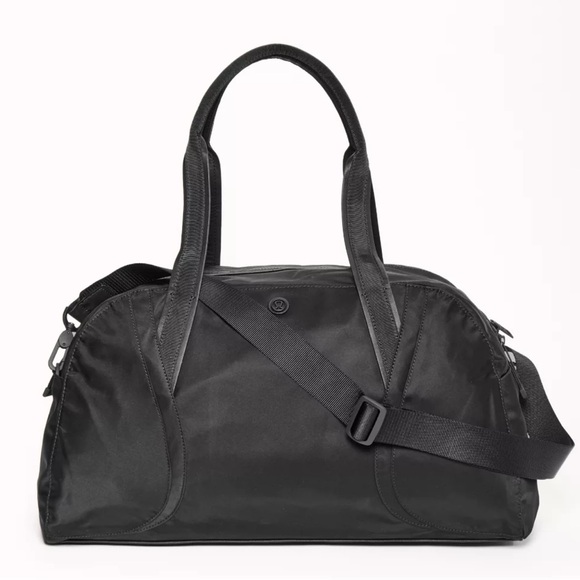 lululemon athletica Other - Lululemon athletica Out of Range Duffle Bag- Tons of Pockets & Compartments!